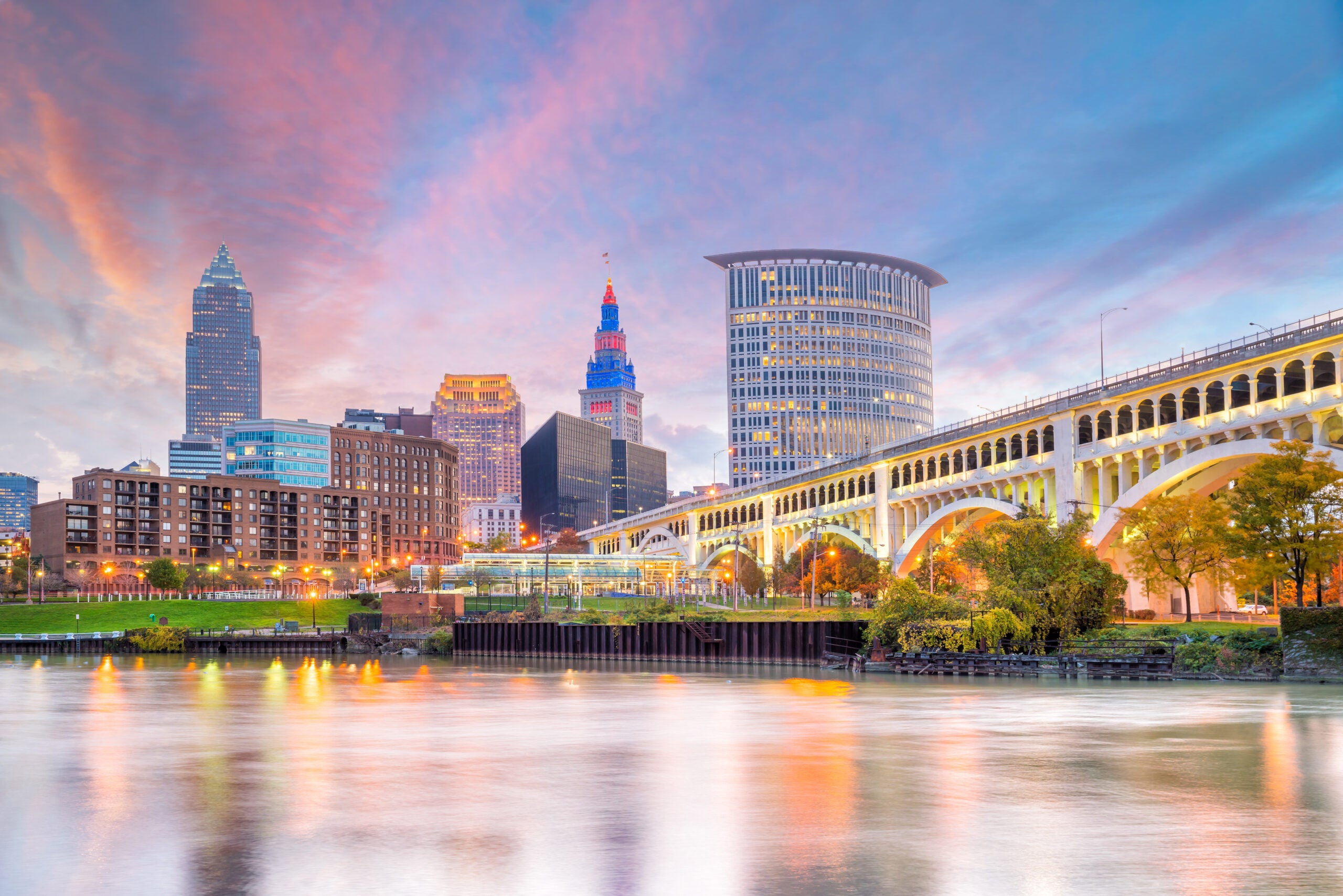 LUMOS EXPANDS ACROSS OHIO, BRINGING 100% FIBER OPTIC INTERNET TO LORAIN AND CUYAHOGA COUNTIES